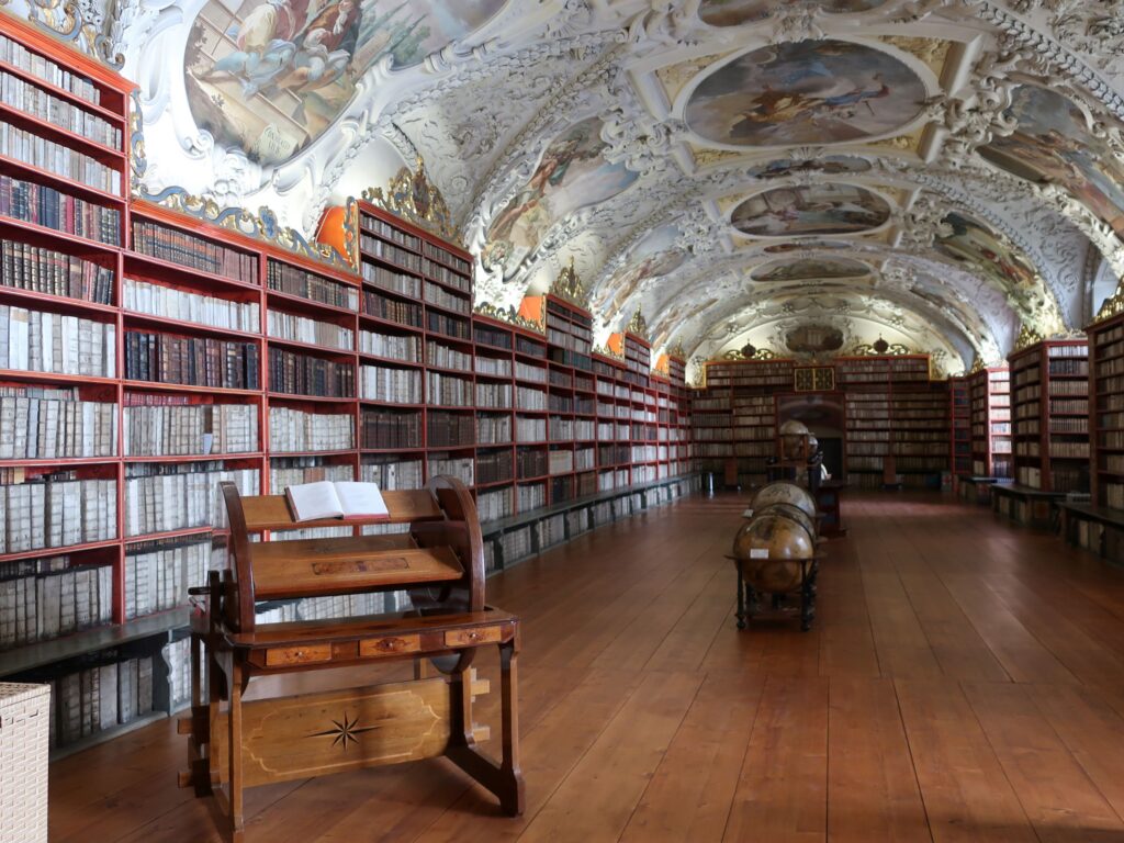 ストラホフ修道院図書館